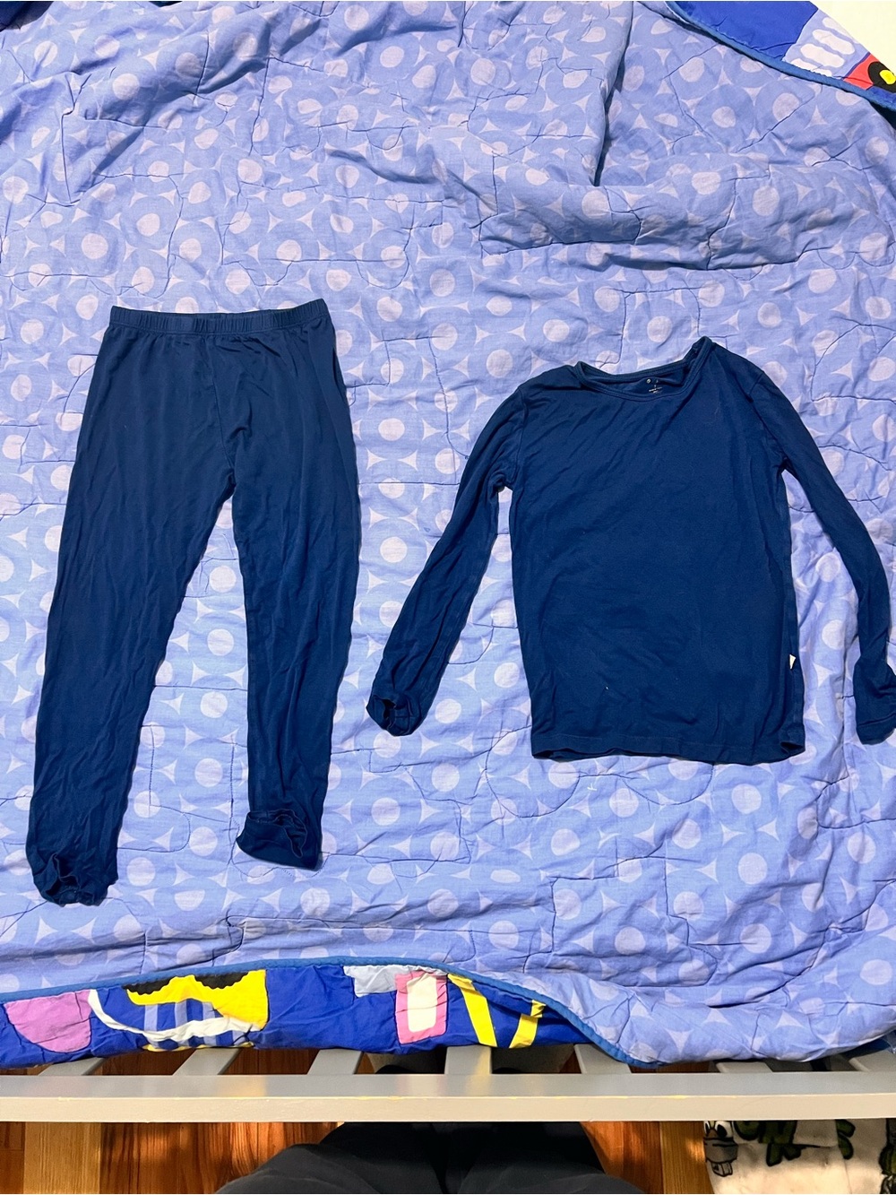 Kyte navy pjs size 7